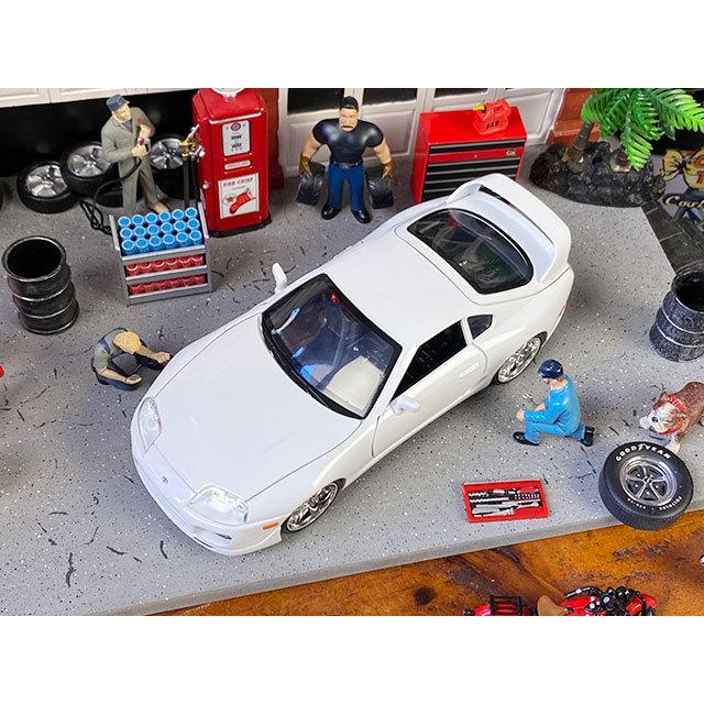 映画　ワイルドスピード　ダイキャストミニカー　1/24スケール　（ブライアン/トヨタ　スープラ/ホワイト）　■　アメリカン雑貨 |  | 01