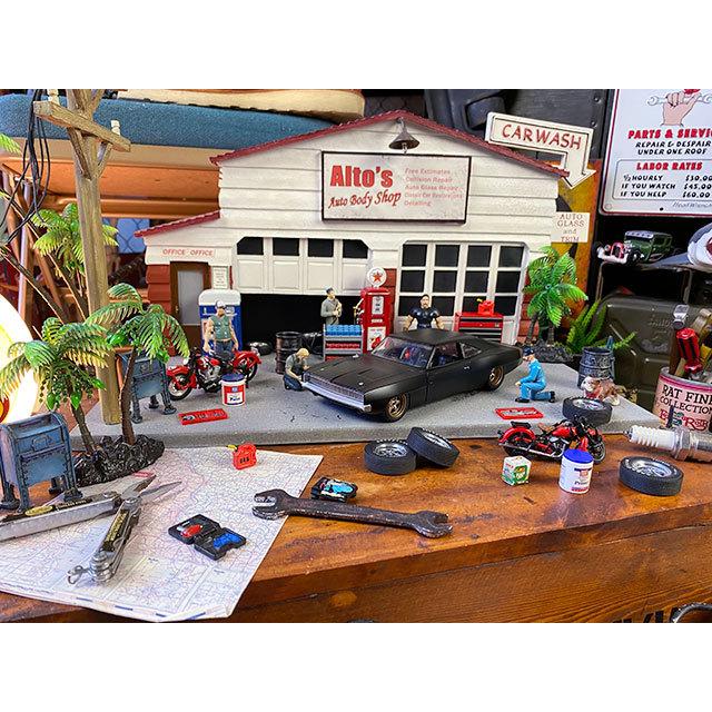映画　ワイルドスピード　ダイキャストミニカー　1/24スケール　（ドム/ダッジ　チャージャー　ワイドボディ）　■　アメリカン雑貨 |  | 11