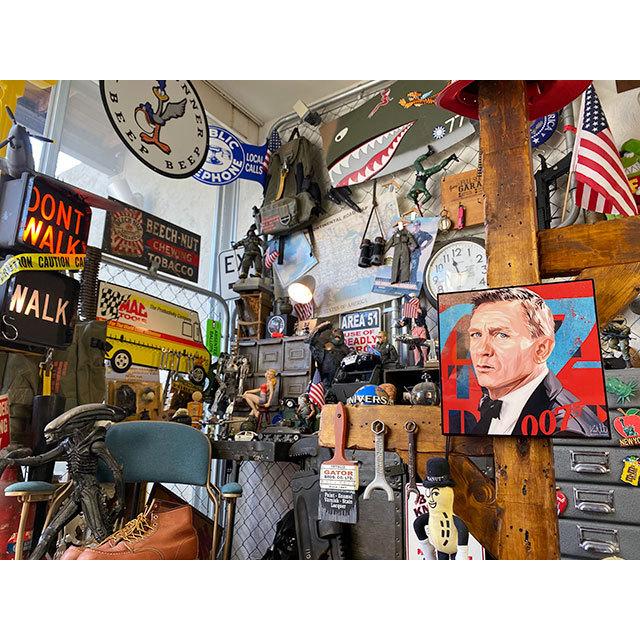 映画　007　ジェームズ・ボンド　ダニエル・クレイグ　ポップアートフレーム ■ アメリカン雑貨 アメリカ雑貨 |  | 04