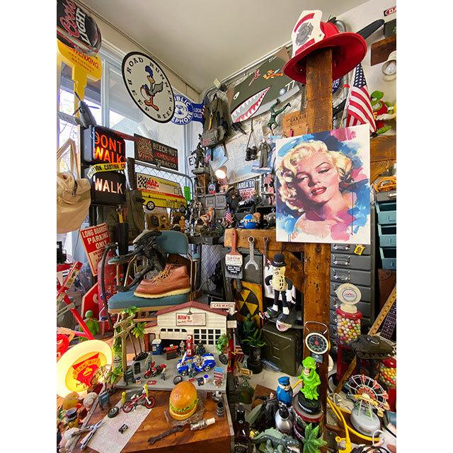 マリリン・モンロー　キャンバスアート　（ストリートアート）　■　アメリカン雑貨　アメリカ雑貨 |  | 05