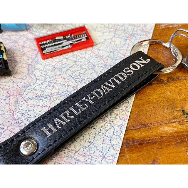 ハーレーダビッドソン　オフィシャル　キーホルダー　（テキストロゴ　ブラック　レザーストラップ）　■　アメリカン雑貨　アメリカ雑貨 | Harley Davidson | 01