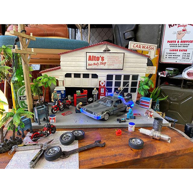 Jada　映画　バック・トゥ・ザ・フューチャー　パート1　光るデロリアン　ダイキャストミニカー　1/24スケール　（LEDライト搭載） |  | 13