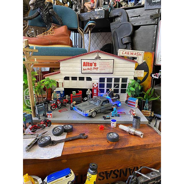Jada　映画　バック・トゥ・ザ・フューチャー　パート1　光るデロリアン　ダイキャストミニカー　1/24スケール　（LEDライト搭載） |  | 14