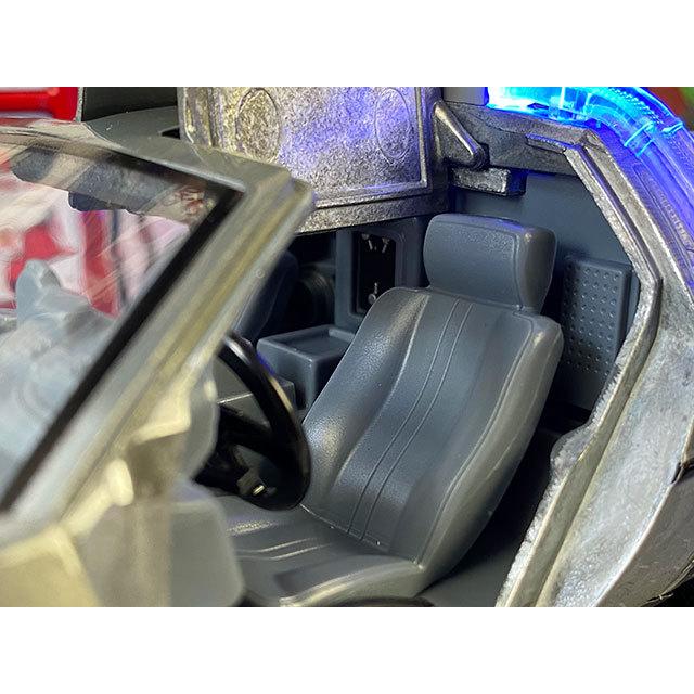 Jada　映画　バック・トゥ・ザ・フューチャー　パート1　光るデロリアン　ダイキャストミニカー　1/24スケール　（LEDライト搭載） |  | 06