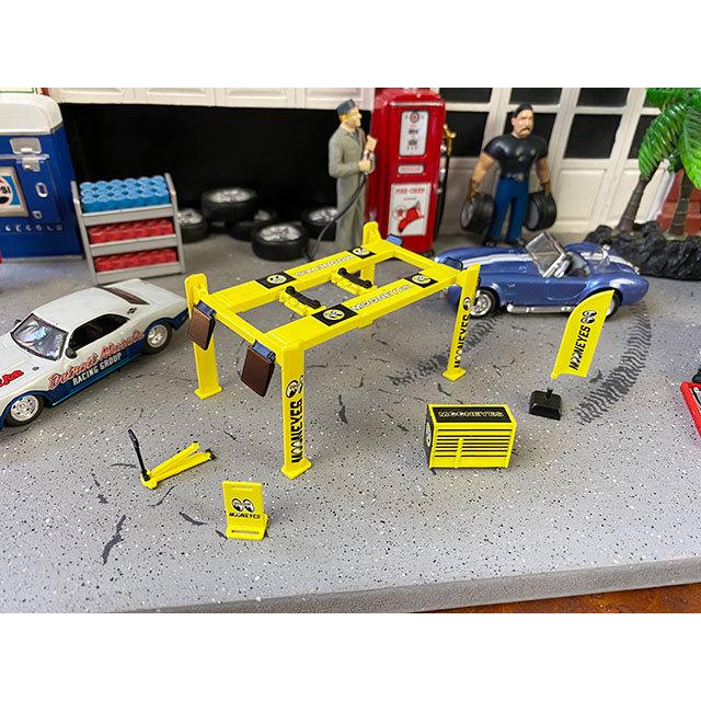 ムーンアイズ×ターマック ミニカーがカッコヨク演出できるガレージ