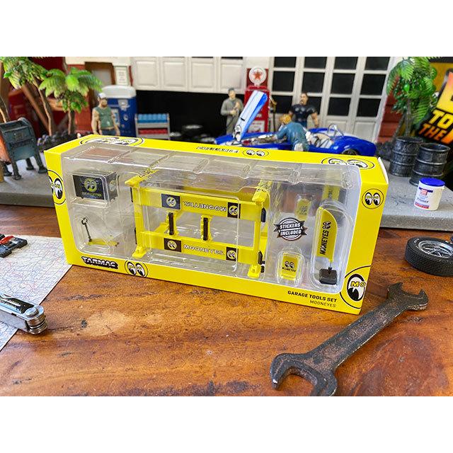 ムーンアイズ×ターマック ミニカーがカッコヨク演出できるガレージ
