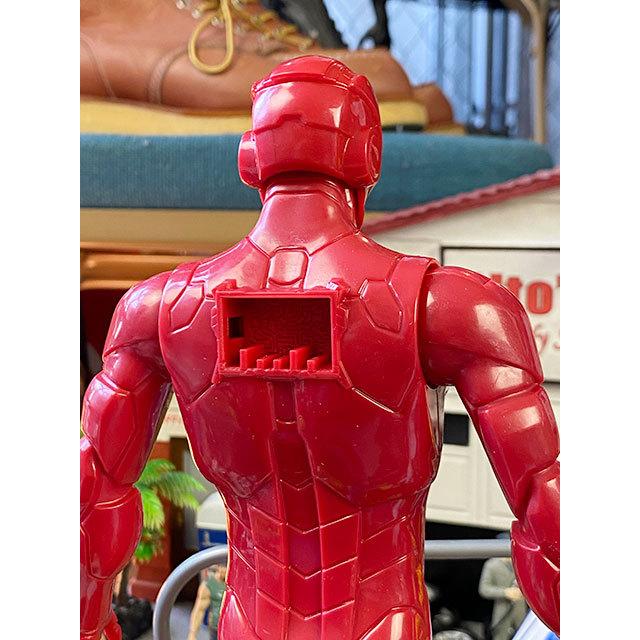 ハズブロ アイアンマン 12インチアクションフィギュア タイタン
