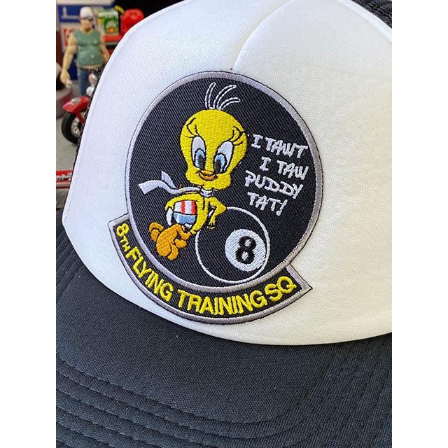 トゥイーティー　メッシュキャップ　（8TH FLYING TRAINING SQ）　帽子色＝ホワイト×ブラック　■　アメリカン雑貨 |  | 01
