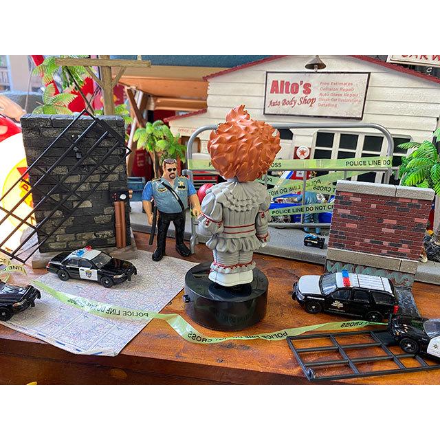 NECA「IT／イット THE END “それ”が見えたら、終わり。」ペニーワイズ　ボディノッカーズ ■ アメリカ雑貨 アメリカン雑貨 フィギュア |  | 04