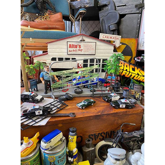 グリーンライト　限定モデル　映画　ジョン・ウィック　チャプター2　1970年シボレー・シェベル SS396　ダイキャストミニカー　1/64 |  | 08