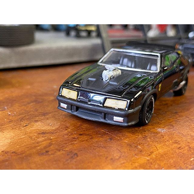 映画　マッドマックス　1973年フォード　ファルコンXB　LAST OF THE V8インターセプター　ダイキャストミニカー　1/64スケール |  | 02