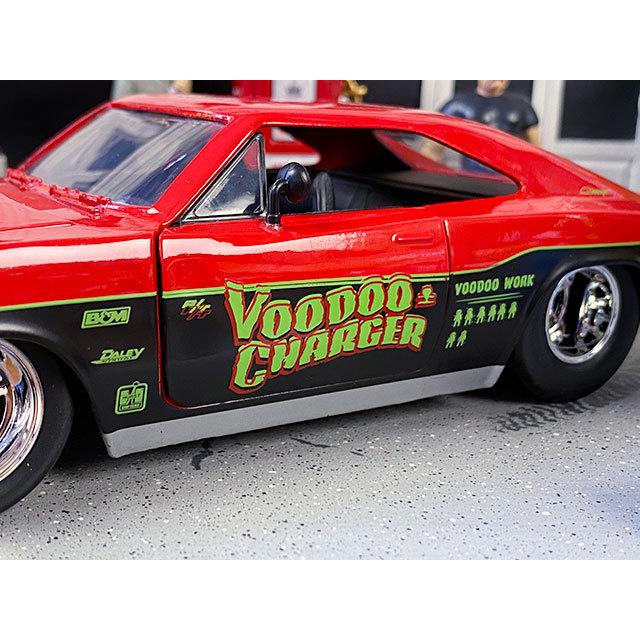 Jada 1970年 ダッジ チャージャーR/T ダイキャストミニカー 1/24