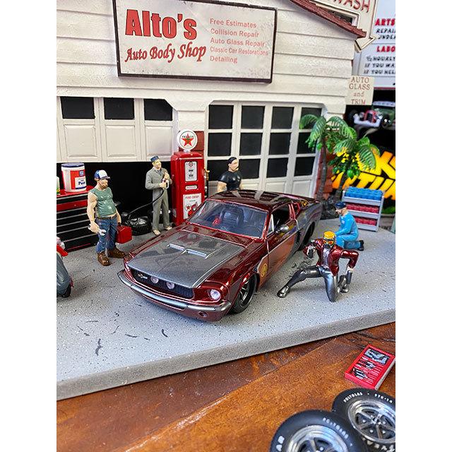 Jada　マーベル　ガーディアンズ・オブ・ギャラクシー　1967年シェルビー　GT-500　ミニカー　1/24　（スターロード付き） |  | 11
