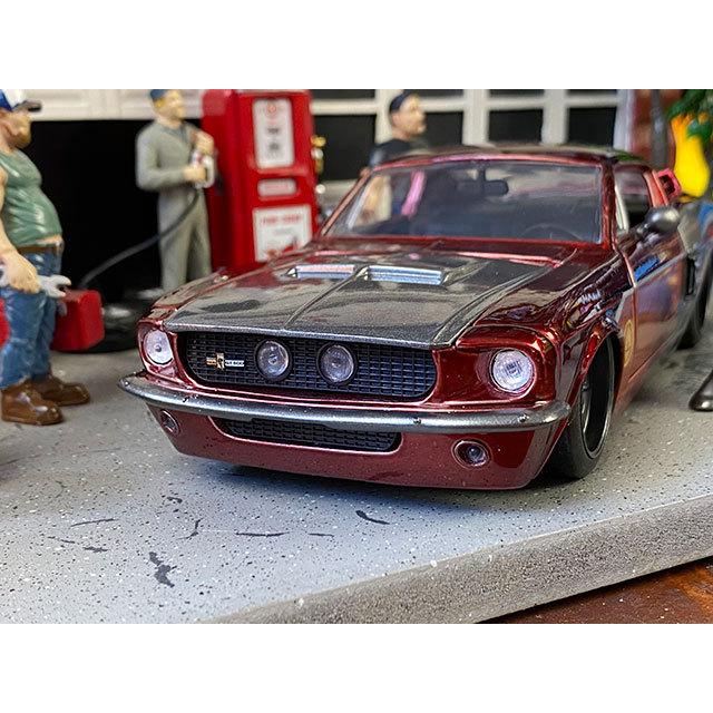 Jada　マーベル　ガーディアンズ・オブ・ギャラクシー　1967年シェルビー　GT-500　ミニカー　1/24　（スターロード付き） |  | 02