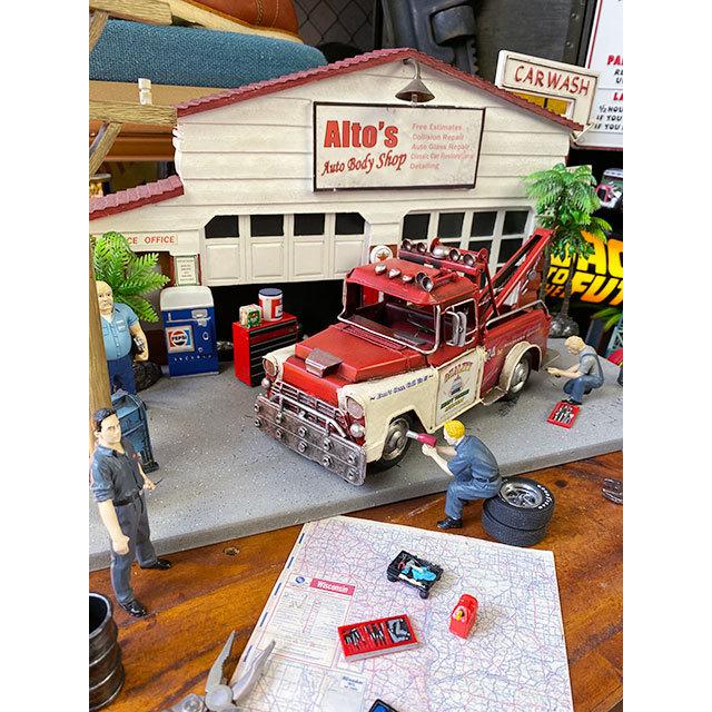 アメリカンレッカー車　ブリキオブジェ　Mサイズ　（レッドルーフ）　■ アメリカン雑貨 アメリカ雑貨 |  | 10