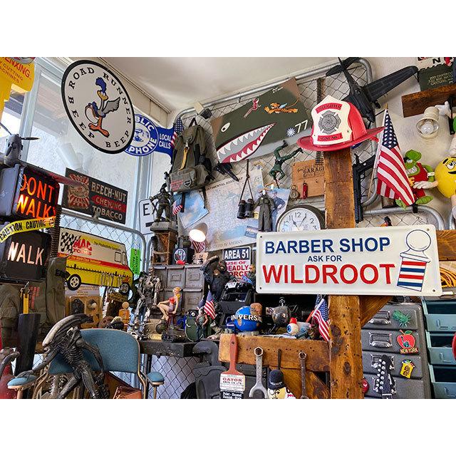 バーバーショップ　エンボスティンサイン　（ワイルドルート）　■　アメリカン雑貨　アメリカ雑貨 爆買 |  | 02