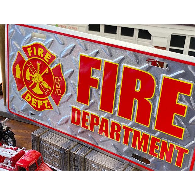 ファイヤーデパートメント　ライセンスプレート　（鉄板柄）　■　アメリカン雑貨　アメリカ雑貨 |  | 01