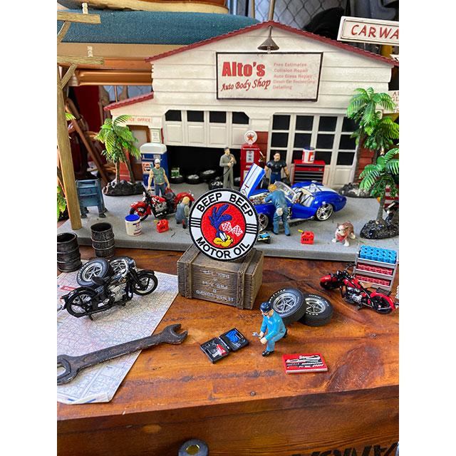 ロードランナー　ワッペン　（ビーピビープモーターオイル）　■　アメリカン雑貨　アメリカ雑貨 |  | 01