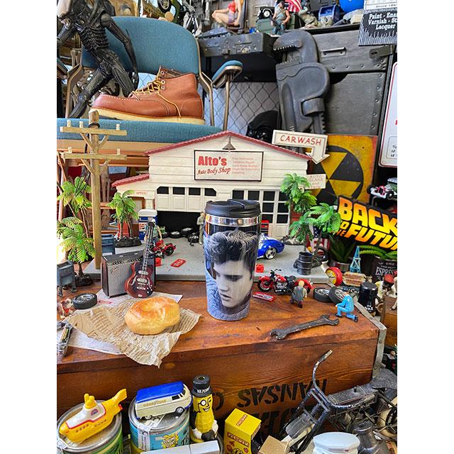 エルヴィス・プレスリー　トラベルマグ　（ブルーセーター）　■　アメリカン雑貨　アメリカ雑貨 |  | 07