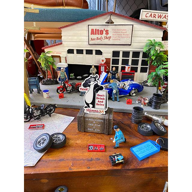 アメリカンカンパニーキャラクターステッカー　（ハムズ）　■　アメリカン雑貨　アメリカ雑貨 |  | 01