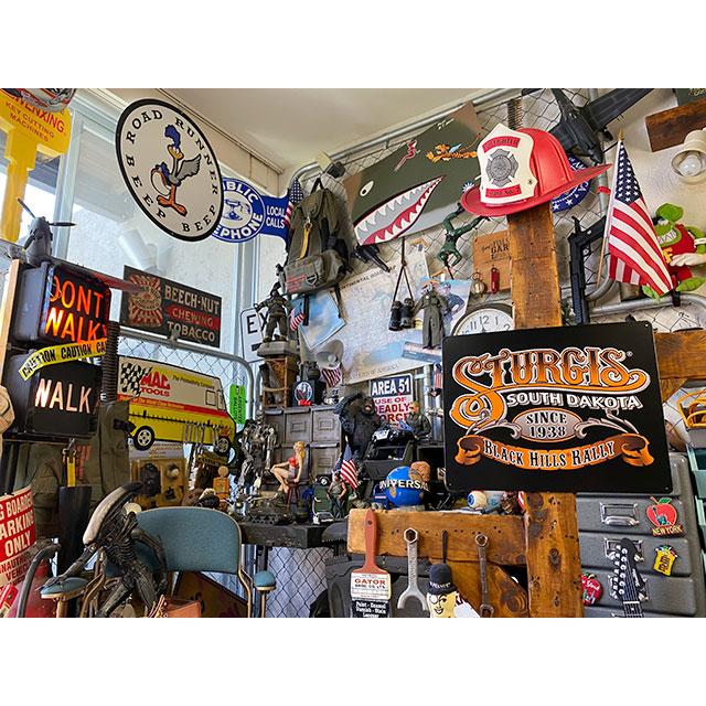 スタージス　ブラックヒルズラリー　ブリキ看板　（SINCE　1938）　■ アメリカン雑貨 アメリカ雑貨 |  | 02