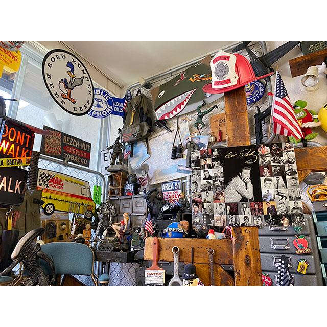 エルヴィス・プレスリーメモリーズコレクション　ブリキ看板 ■ アメリカン雑貨 アメリカ雑貨 |  | 07