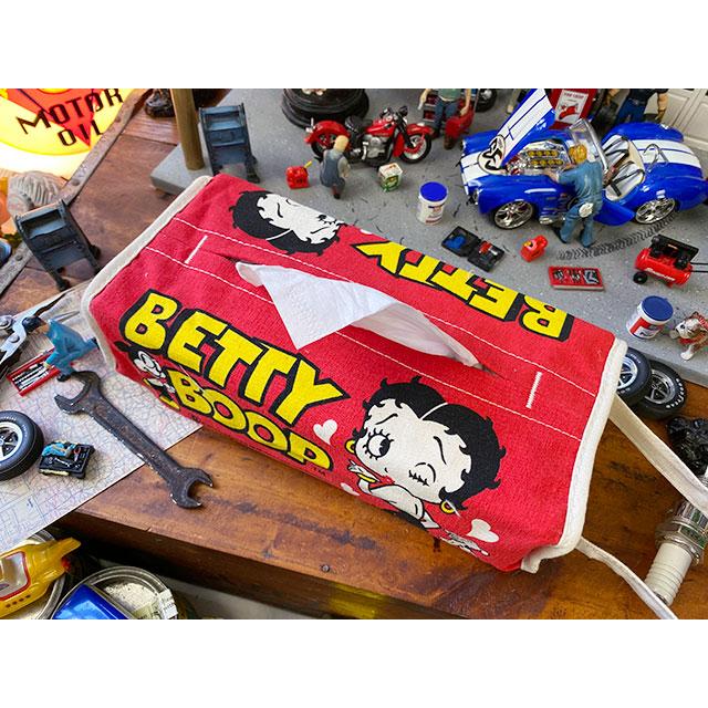 ベティ・ブープ　ティッシュカバー　（レッド）　■　アメリカン雑貨　アメリカ雑貨　ティッシュケース　ティッシュボックス |  | 01