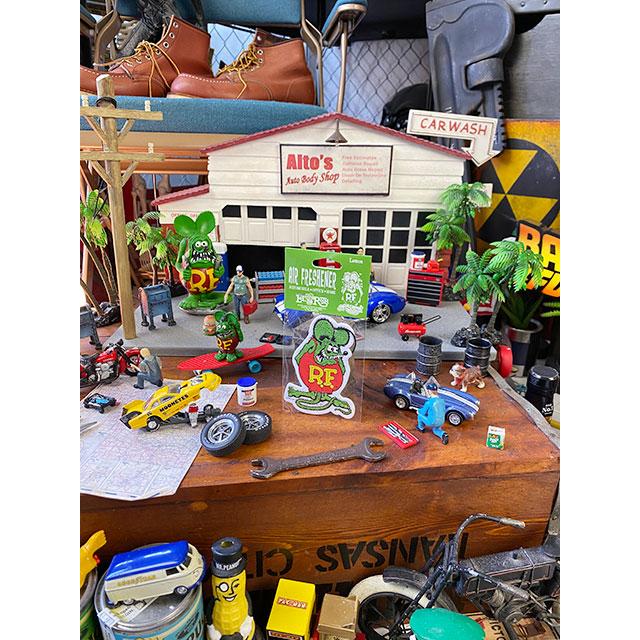 ラットフィンク フィギュア キーカバー エアーフレッシュナー セット Amazon.co.jp: ラットフィンク エアー フレッシュナー（グリーン