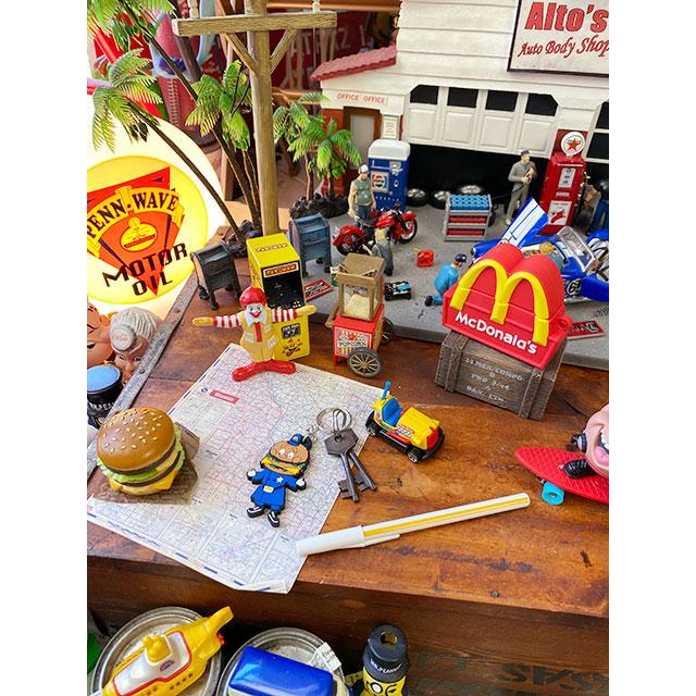 カンパニーキーホルダー　（ビッグマックポリス/スタンディング）　マクドナルド　■　アメリカン雑貨　アメリカ雑貨 |  | 02