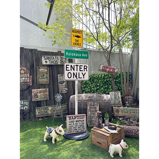 ハワイアンサインボード　（サメに注意/RESPECT THE LOCALS）　■ アメリカ雑貨 アメリカン雑貨 |  | 02