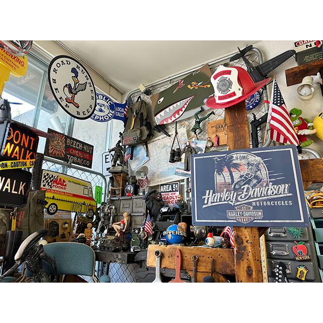 ハーレーダビッドソン　エンボスティンサイン　（ダートトラック）　■　アメリカン雑貨　アメリカ雑貨 |  | 02