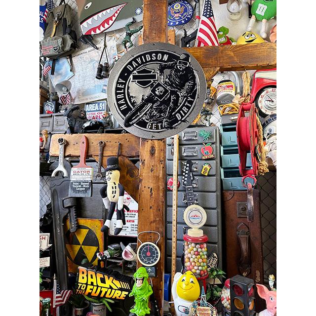 ハーレーダビッドソン　エンボスティンサイン　（ゲットダーティー/ラウンド型）　■　アメリカン雑貨　アメリカ雑貨 |  | 02