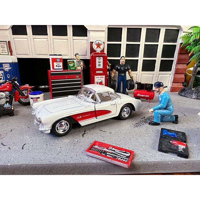 1957年シボレー コルベット ダイキャストミニカー 1/34スケール 