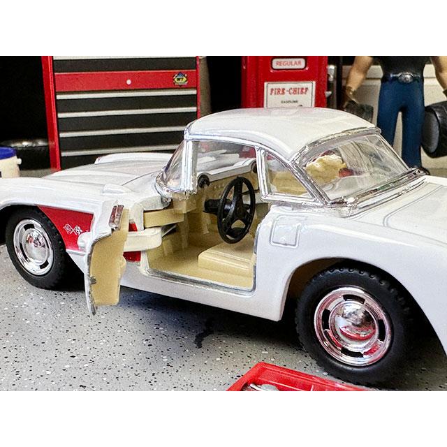 1957年シボレー コルベット ダイキャストミニカー 1/34スケール