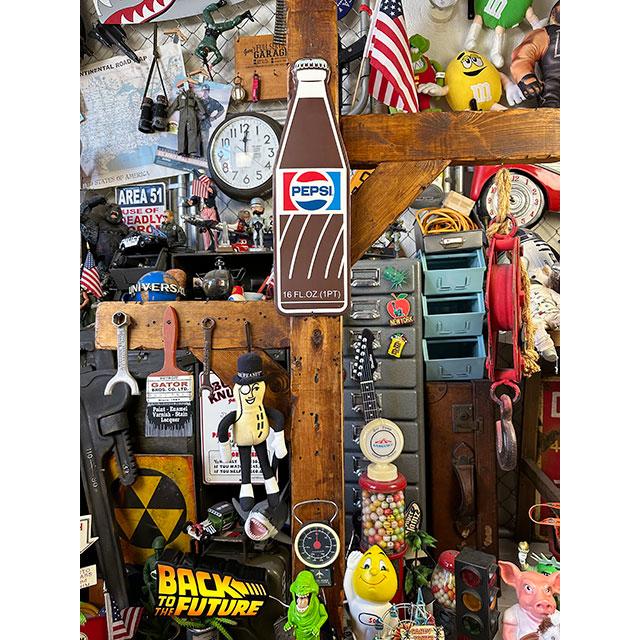 ペプシコーラ　エンボスティンサイン　（1970年代ボトル）　■ アメリカン雑貨 アメリカ雑貨 |  | 01