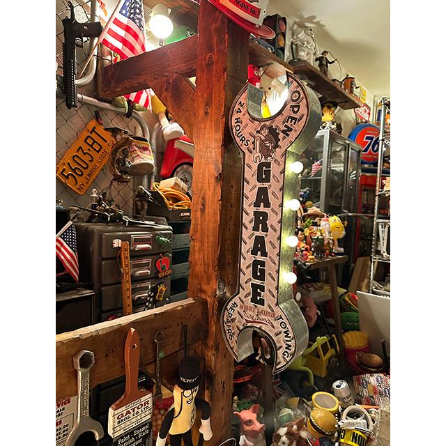 アメリカンクラシック LEDウォールサイン （スパナ型ガレージ） 【両面