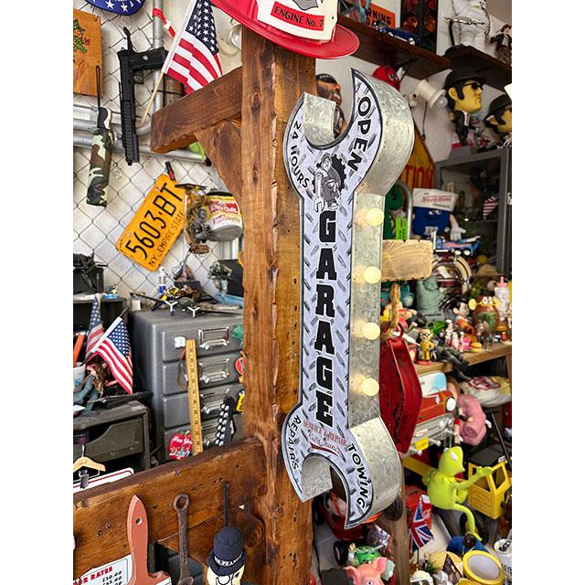 アメリカンクラシック LEDウォールサイン （スパナ型ガレージ） 【両面  