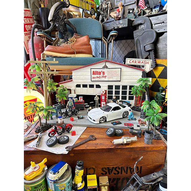 映画　ワイルドスピード　ダイキャストミニカー　1/24スケール　（1993年マツダ　RX-7　ホワイト　HKS）　■　アメリカン雑貨 |  | 10