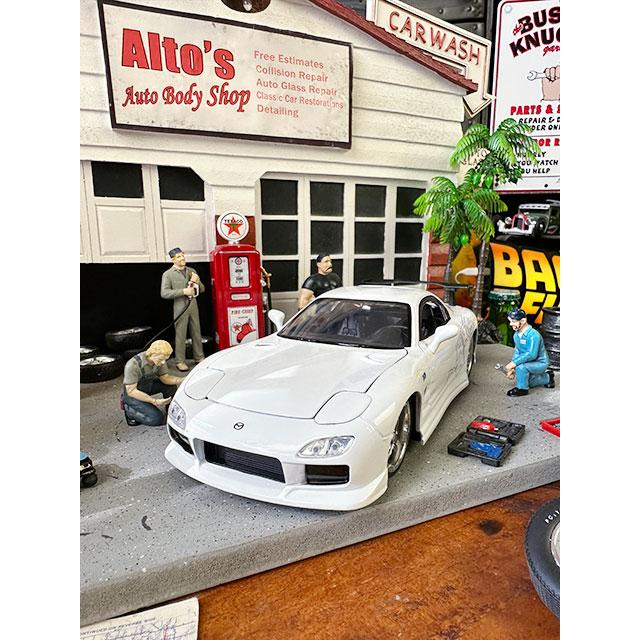 映画　ワイルドスピード　ダイキャストミニカー　1/24スケール　（1993年マツダ　RX-7　ホワイト　HKS）　■　アメリカン雑貨 |  | 08