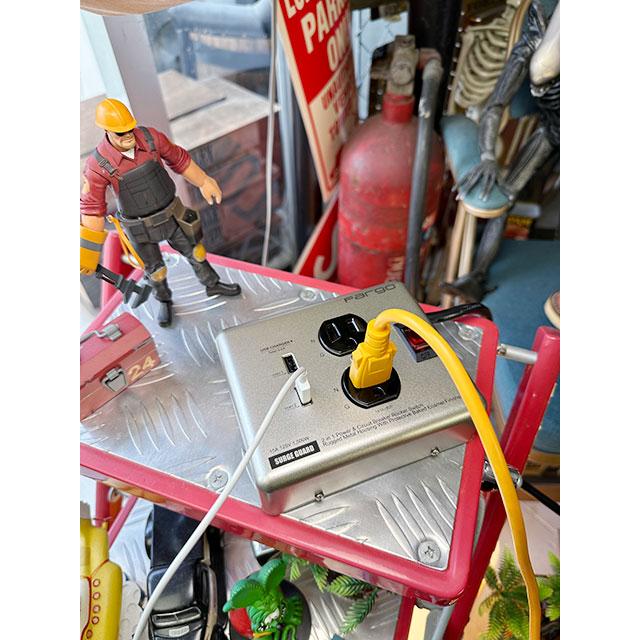 インダストリアル スチールタップ USB （2個口+USB/シルバー） OA