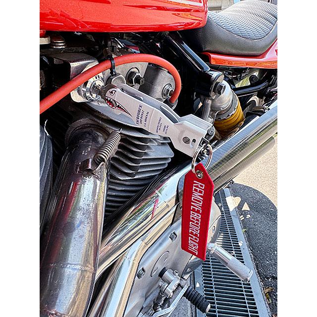 タックフォース　シャークボム　キーケース　（ホワイト/U.S.エアフォース）　最大3本まで収納可能　栓抜き付き |  | 20