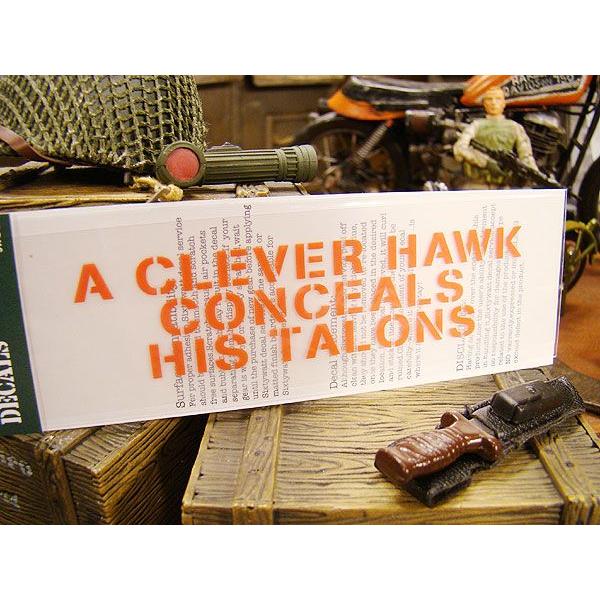 ことわざステンシル転写ステッカー　（能ある鷹は爪隠す）　アメリカ雑貨　アメリカン雑貨　車　シール　ブランド　おもしろ　グッズ | アメリカン レトロ | 01