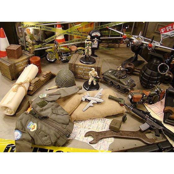 クラシック戦闘機ピンバッジ　（B-24　リベレーター）　アメリカ雑貨　アメリカン雑貨 |  | 02