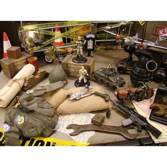 クラシック戦闘機ピンバッジ　（C-47　ダコタ）　アメリカ雑貨　アメリカン雑貨 |  | 02