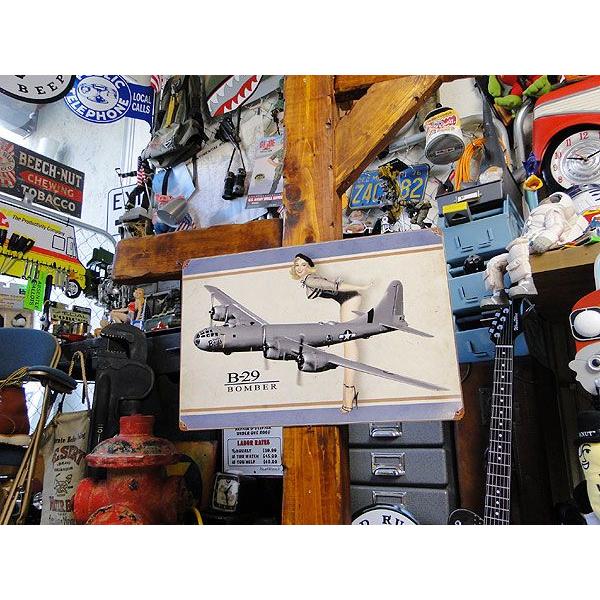 ピンナップガール＆戦闘機　U.S.ヘヴィースチールサイン　（B-29　ボンバー）　アメリカ雑貨　アメリカン雑貨｜candytower｜04