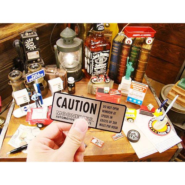 ムーンアイズ　コーションステッカー　（メタリック）　アメリカン雑貨　アメリカ雑貨　車　シール　ブランド |  | 01