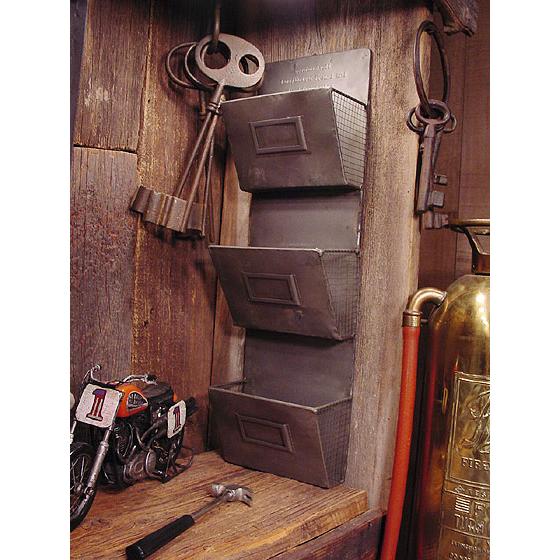 ゲシュマックカードラック トリプル アメリカ雑貨 アメリカン雑貨 男前 インテリア雑貨 インダストリアル インテリア おしゃれ ガレージ Zk アメリカ雑貨通販キャンディタワー 通販 Yahoo ショッピング