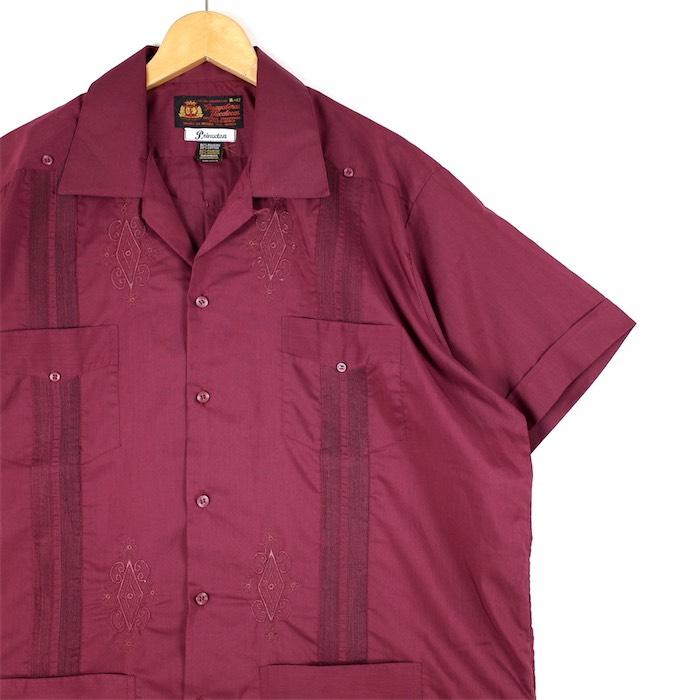 Guayaberas Yucatecas ループカラー半袖キューバシャツ 刺繍入り 