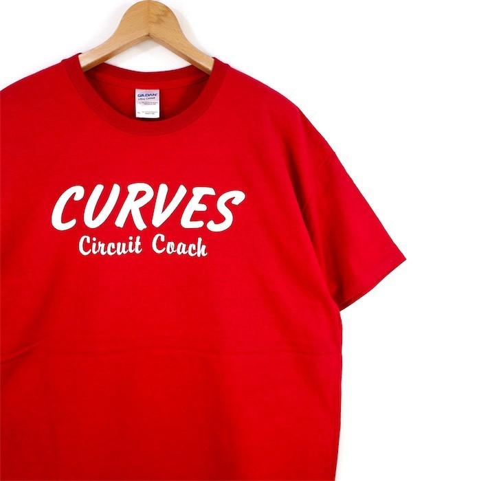 ギルダン GILDAN 半袖プリントTシャツ メンズUS-XLサイズ CURVES Circuit Coach 企業物 レッド クルーネック t-1649｜canopus-web-shop