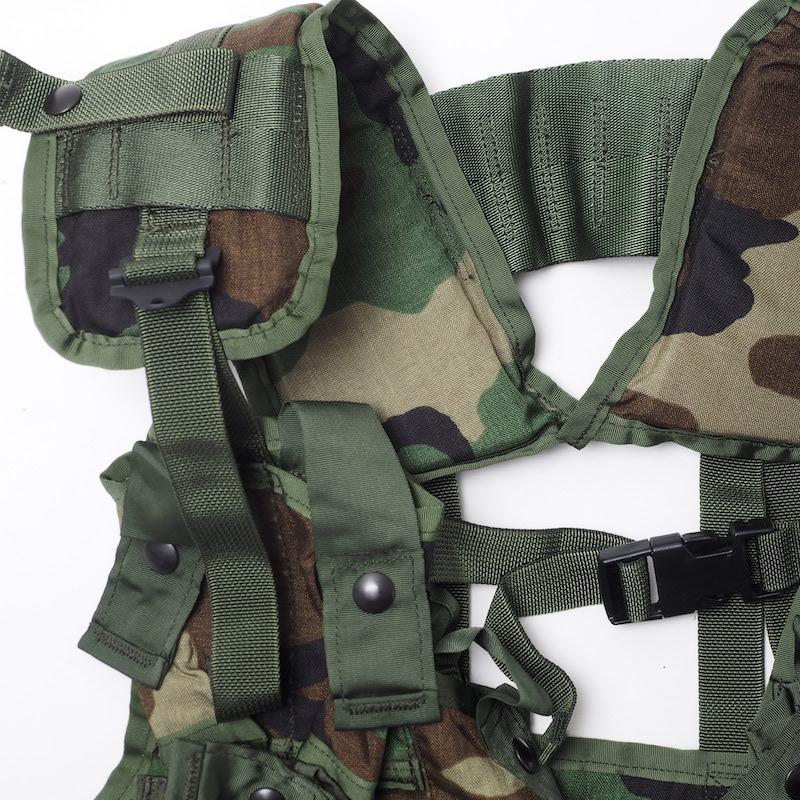 US（米軍放出品）40mmグレネードキャリアベスト Woodland : キャプテン